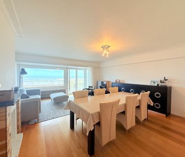 Gemeubeld 3-slaapkamer appartement met frontaal zeezicht! - Foto 4