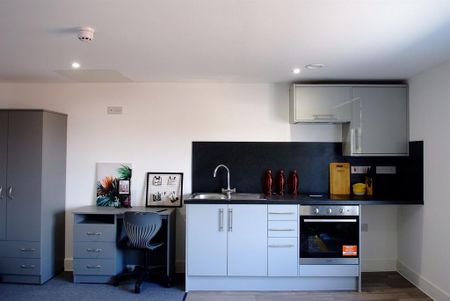 1 bedroom flat to rent - Photo 5