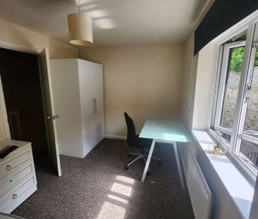 4 bedroom house to rent - Photo 4