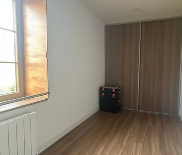 Location Appartement 3 pièces 76m² PERREUX 42120 - Photo 4
