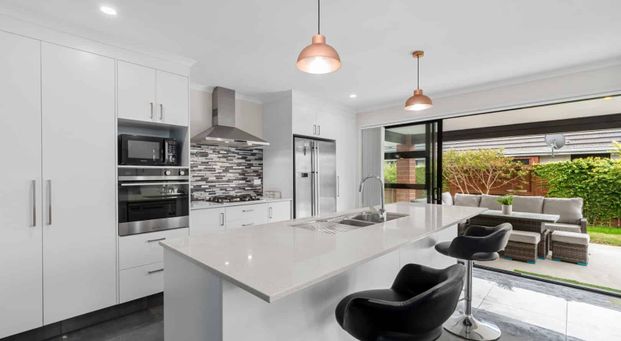 Fantasctic Farrier - Photo 1