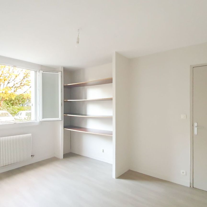 Type 4 refait à neuf de 73 m² – à côté du tram - Photo 1