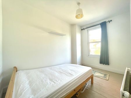 4 Bed Terraced House, Avonvale Road, BS5 - Photo 3