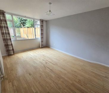 Vandyke, Bracknell, Berkshire, RG12 - Photo 5