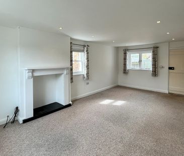 High Street, Oakington, Cambridge - Photo 1