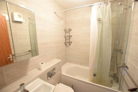 3 bedroom terraced house to rent - Photo 5