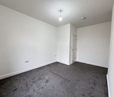 62 Railway Road, Leigh - Photo 5