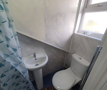 2 Bed Flat, Higham Hill Road, E17 - Photo 5