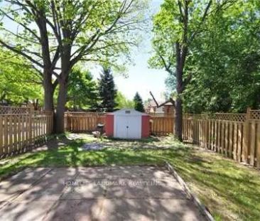 84 Harrington Crescent #Middle - Photo 5