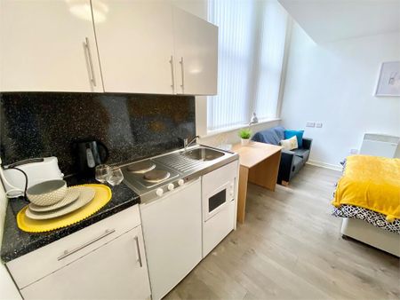 Studio to rent - Photo 5