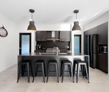 Luxury Living in a Premier Location! - Photo 6