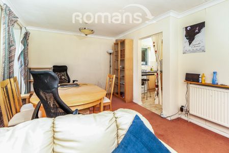 2 bedroom apartment to rent - Photo 2