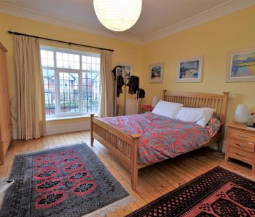 4 bedroom detached house to rent - Photo 6
