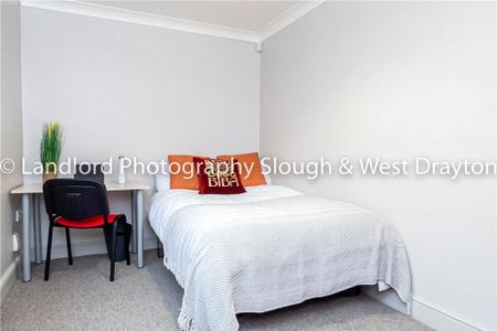 Park Barn East, Guildford, Surrey, GU2 8EW - Photo 5