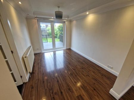 3 bedroom detached house to rent - Photo 3