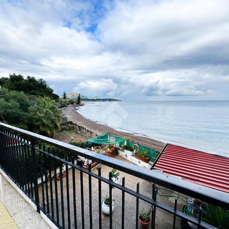 Porzione di bifamiliare in affitto - Photo 1