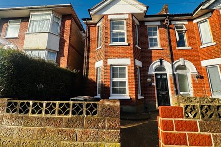 Somerley Road, BOURNEMOUTH - Photo 3