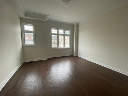 For Lease - 63 New Yorkton Avenue, Markham, Ontario - Photo 3