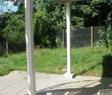 "Grosszügige 1.5 Zimmer-Wohnung mit Gartensitzplatz" - Foto 4