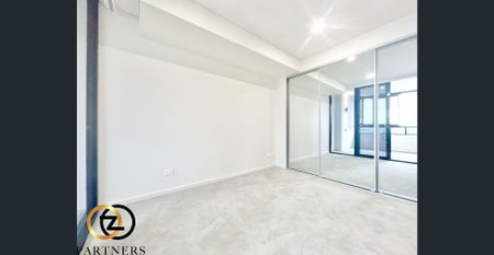 East facing& auto blinds - Photo 3