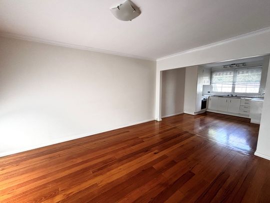 2/131 Ivanhoe Parade, Ivanhoe - Photo 1