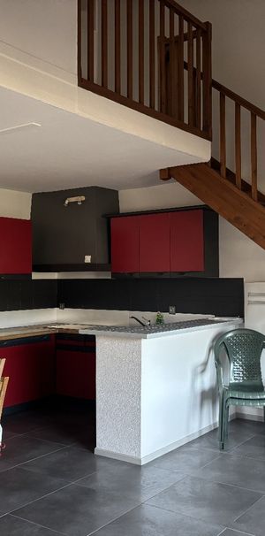 Location Appartement 3 pièces 83m² L ISLE JOURDAIN 32600 - Photo 1