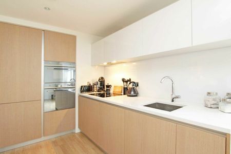 Pump House Crescent, TW8, London - Photo 4