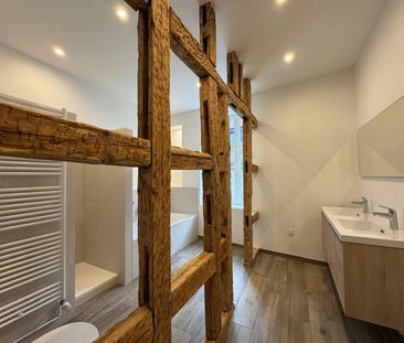 À LOUER ! Très bel appartement familial de 194 m² avec terrasse, St... - Photo 5