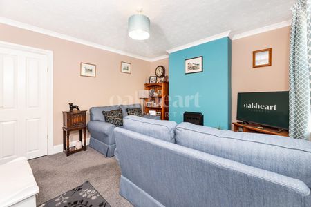 Myrtle Grove, Colchester - Photo 2