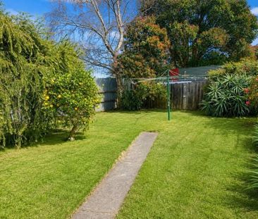 Three Bedroom Home - Photo 5