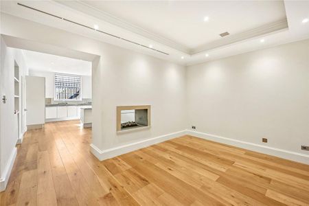 5 bedroom semi-detached house to rent - Photo 2