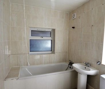 1 bedroom ground floor flat to rent - Photo 5
