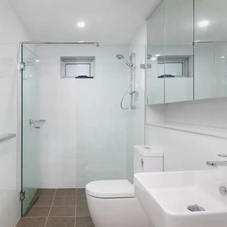 Two Bedroom Residence In The Heart Of Manly - Photo 4