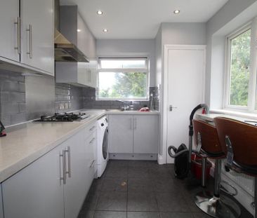 2 bedroom maisonette to rent - Photo 5