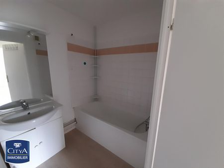 Location Appartement 3 pièces 57m² QUIEVRECHAIN 59920 - Photo 5