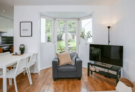 Room in a Shared House, Mitcham Lane, SW16 - Photo 2