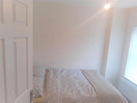 35 Windsor Drive, Belfast, BT9 7FH - Photo 5