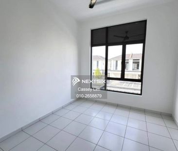 Regent Garden Eco Grandeur Puncak Alam - Photo 1