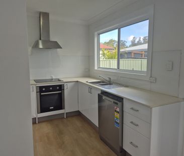 Cozy & Convenient Living in the Avenues, Toukley - Photo 1