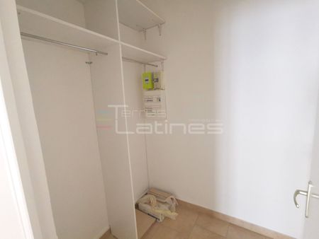 Location Appartement 2 pièces 49m² NIMES 30000 - Photo 4