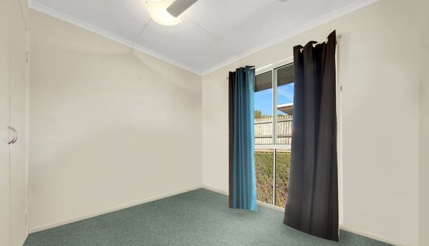 3 BEDROM FAMILY HOME - Photo 1