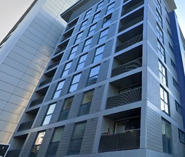 1 Bed Flat, St. Lawrence House, RG1 - Photo 1