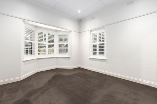 Stunning Family Home. Swim & Relax—We Handle the Pool Care! - Photo 1
