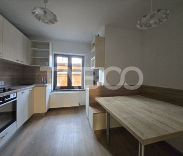 INCHIRIEZ casa 4 camere decomandate,tip duplex,zona Selimbar - Photo 2