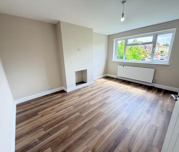 2 bedroom ground floor flat to rent - Photo 3