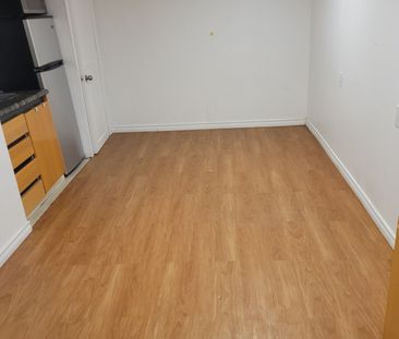 For Lease - 746 Coxwell Avenue Unit# #5, Toronto, Ontario - Photo 4