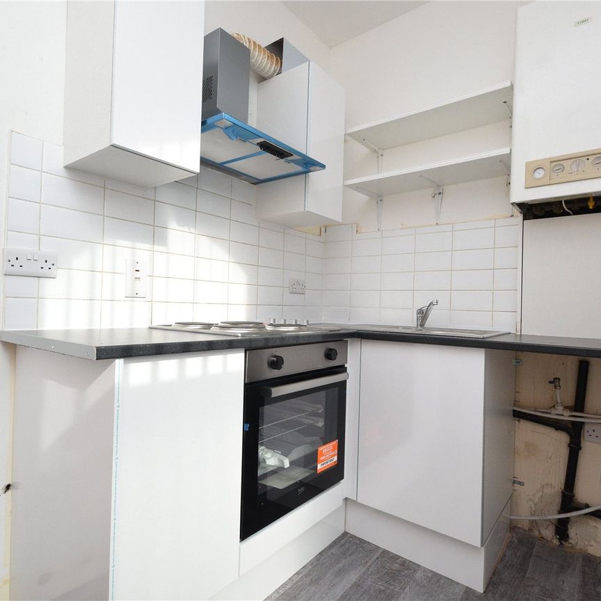 126, Whingate, Leeds, West Yorkshire, LS12 3QU - Photo 1