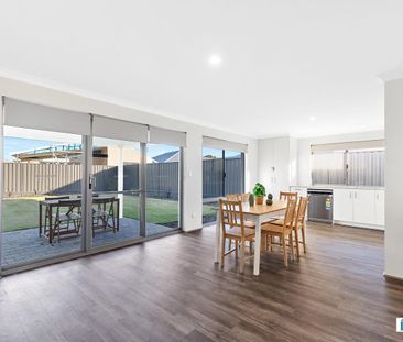 Stylish Rooms with Private Ensuite in Purpose-Built Co-Living Home ... - Photo 1