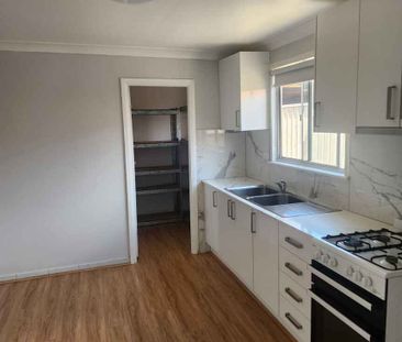 16 Newhaven Avenue Blacktown - Photo 4