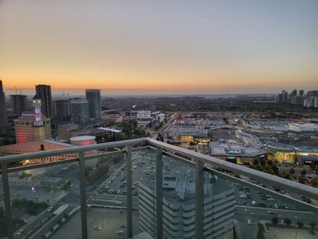 For Lease - 220 Burnhamthorpe Road Unit# 3307, Mississauga, Ontario - Photo 2